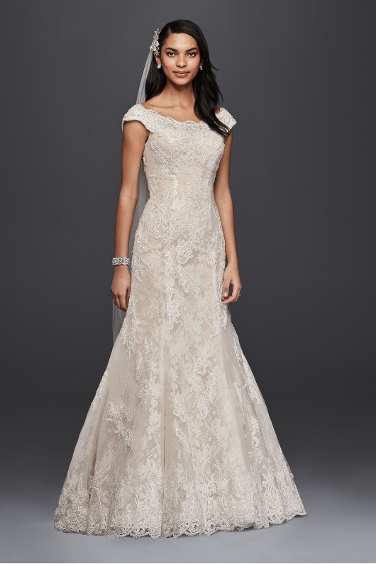 Off The Shoulder Lace Wedding Dress CWG533